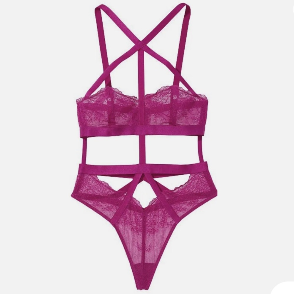Victoria’s Secret VERY SEXY Strappy Chantilly Lace Teddy Lingerie